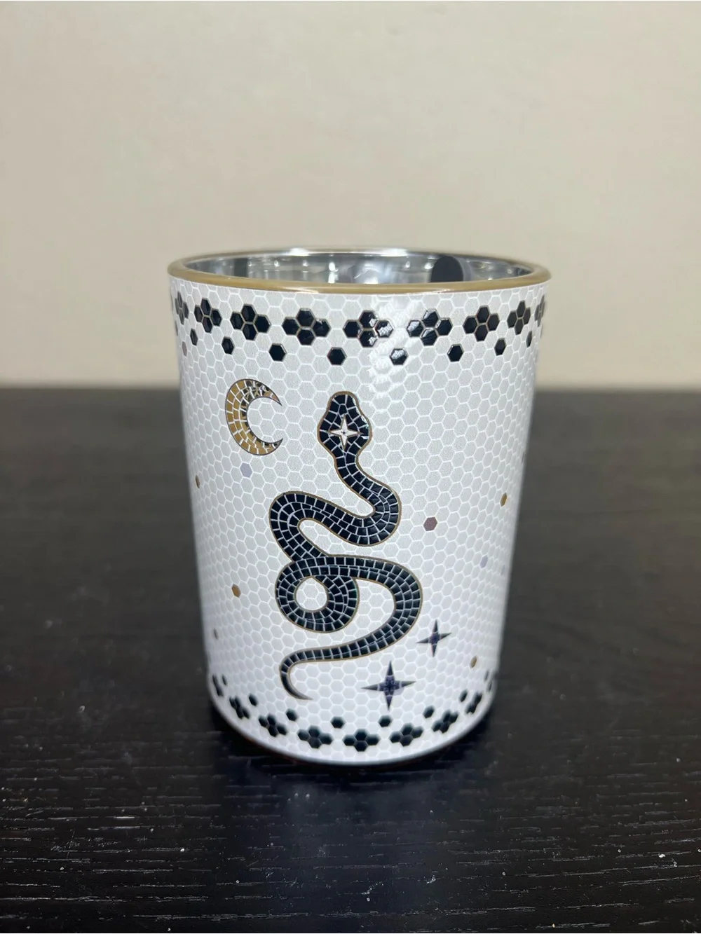 NEW DW Home ‘Viper’s Grove’ 8.8oz Halloween Scented Candle